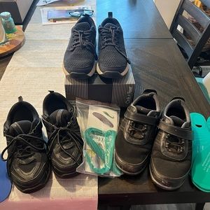 7.5 M OrthoFeet Shoes/Sneakers 3 Pair
